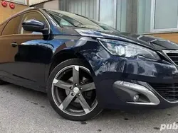 Negru Utilizat 2015 Peugeot 308 Break | 7.450 EUR (Puțin scump)