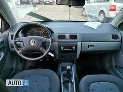 Bej Utilizat 2004 Skoda Fabia Break | 1.699 EUR (Puțin scump)
