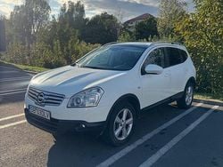 Culoarealb Utilizat 2009 Nissan Qashqai +2 Tekna SUV | 5.000 EUR (Preț bun)