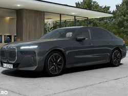 Gri Nouă 2025 BMW 740 Berlinǎ | 139.387 EUR (Preț OK)