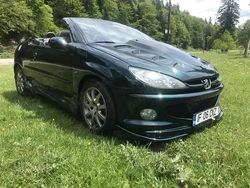 Verde Utilizat 2005 Peugeot 206 CC Cabrio | 3.100 EUR