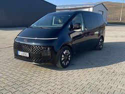 Culoarenegru Utilizat 2021 Hyundai Staria Van | 40.000 EUR