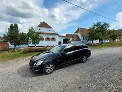 Negru Utilizat 2011 Mercedes E200 Avantgarde Break | 8.999 EUR (Puțin scump)