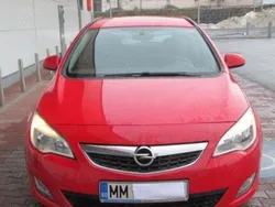 Utilizat 2011 Opel Astra Sport Break | 3.200 EUR (Preț OK)