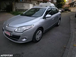 Gri Utilizat 2012 Renault Mégane GrandTour Expression Break | 3.550 EUR (Preț bun)