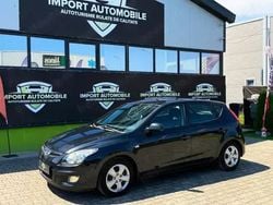 Negru Utilizat 2009 Hyundai i30 Classic Hatchback | 3.790 EUR (Preț OK)