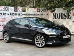 Culoarenegru Utilizat 2012 Citroën DS5 Sport Chic Hatchback | 6.990 EUR