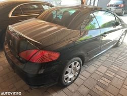 Negru Utilizat 2008 Peugeot 307 CC Cabrio | 2.500 EUR
