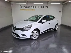 Alb Utilizat 2019 Renault Clio IV Life Hatchback | 6.990 EUR (Preț bun)