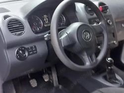 Utilizat 2012 VW Caddy Monovolum | 9.000 EUR (Scump)