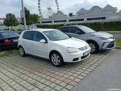 Utilizat 2008 VW Golf V Berlinǎ | 2.350 EUR