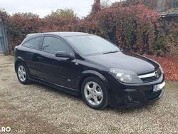 Culoarenegru Utilizat 2008 Opel Astra GTC Sport Coupe | 3.750 EUR