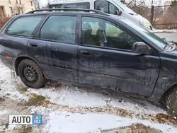 Negru Utilizat 2001 Volvo V40 Break | 600 EUR