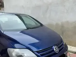 Utilizat 2006 VW Golf Plus Cross Monovolum | 3.200 EUR