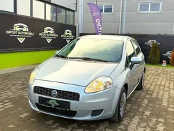 Argintiu Utilizat 2006 Fiat Punto Hatchback | 2.499 EUR