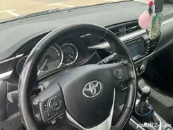 Gri Utilizat 2015 Toyota Corolla Berlinǎ | 9.100 EUR