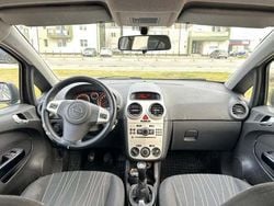 Negru Utilizat 2007 Opel Corsa Hatchback | 1.600 EUR (Preț bun)