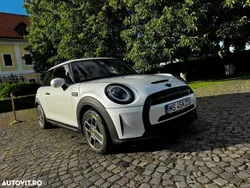 Alb Utilizat 2023 Mini Cooper SE Hatchback | 17.900 EUR