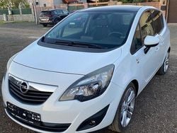 Culoarealb Utilizat 2012 Opel Meriva Monovolum | 3.650 EUR (Preț OK)
