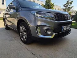 Gri Utilizat 2020 Suzuki Vitara SUV | 15.300 EUR (Preț bun)
