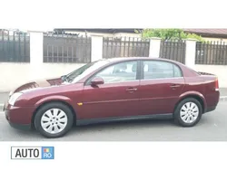 Visiniu Utilizat 2004 Opel Vectra Berlinǎ | 1.790 EUR (Preț bun)