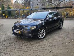Culoarenegru Utilizat 2014 Skoda Octavia Break | 7.450 EUR (Preț OK)