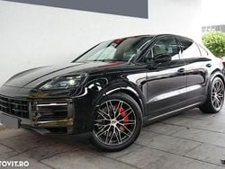 Culoarenegru Utilizat 2024 Porsche Cayenne SUV | 111.727 EUR