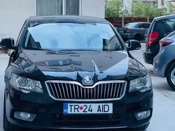 Utilizat 2014 Skoda Superb Berlinǎ | 6.300 EUR (Preț bun)
