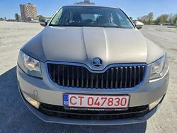 Gri Utilizat 2016 Skoda Octavia Hatchback | 7.350 EUR (Preț OK)