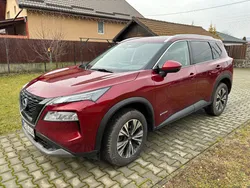 Rosu Utilizat 2023 Nissan X-Trail SUV | 33.800 EUR