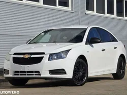 Alb Utilizat 2015 Chevrolet Cruze LT Berlinǎ | 5.000 EUR (Preț OK)