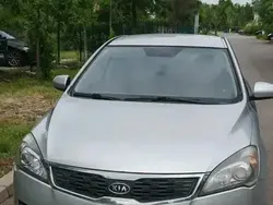 Gri Utilizat 2009 Kia Ceed 2 Hatchback | 3.400 EUR (Preț OK)