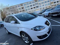 Alb Utilizat 2013 Seat Altea XL Monovolum | 4.900 EUR (Preț bun)
