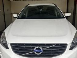 Alb Utilizat 2016 Volvo XC60 SUV | 13.990 EUR (Preț OK)