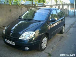 Verde Utilizat 2003 Renault Scénic Monovolum | 1.800 EUR