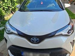 Culoarealte culori Utilizat 2022 Toyota C-HR SUV | 26.500 EUR (Puțin scump)