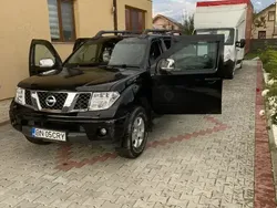 Negru Utilizat 2008 Nissan Navara Pickup | 5.900 EUR