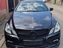 Culoarenegru Utilizat 2010 Mercedes E220 Elegance Coupe | 9.300 EUR (Preț OK)