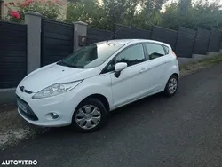 Alb Utilizat 2011 Ford Fiesta Hatchback | 3.000 EUR (Preț bun)
