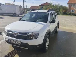 Alb Utilizat 2011 Dacia Duster Lauréate SUV | 8.250 EUR (Preț OK)