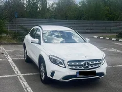 Alb Utilizat 2019 Mercedes GLA200 SUV | 15.900 EUR (Super Preț)
