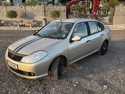 Utilizat 2009 Renault Symbol II Berlinǎ | 2.700 EUR
