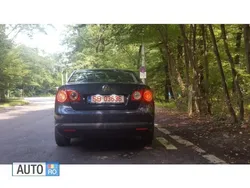 Albastru marin Utilizat 2007 VW Jetta Berlinǎ | 5.890 EUR