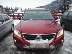 Roşu Utilizat 2009 VW Tiguan SUV | 9.898 EUR (Scump)