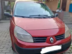 Utilizat 2005 Renault Scénic II Monovolum | 1.298 EUR