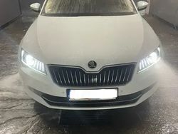 Alb Utilizat 2017 Skoda Superb Berlinǎ | 14.600 EUR (Puțin scump)
