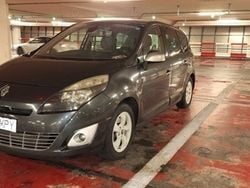 Utilizat 2010 Renault Grand Scénic III Monovolum | 3.700 EUR (Scump)
