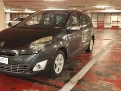 Utilizat 2010 Renault Grand Scénic III Monovolum | 3.700 EUR (Preț OK)