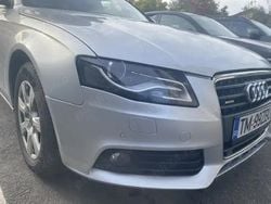 Gri Utilizat 2010 Audi A4 Berlinǎ | 5.998 EUR (Preț bun)