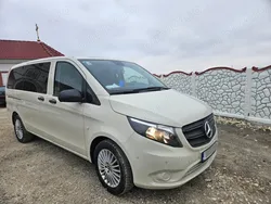 Gri Utilizat 2020 Mercedes Vito Monovolum | 38.900 EUR (Scump)